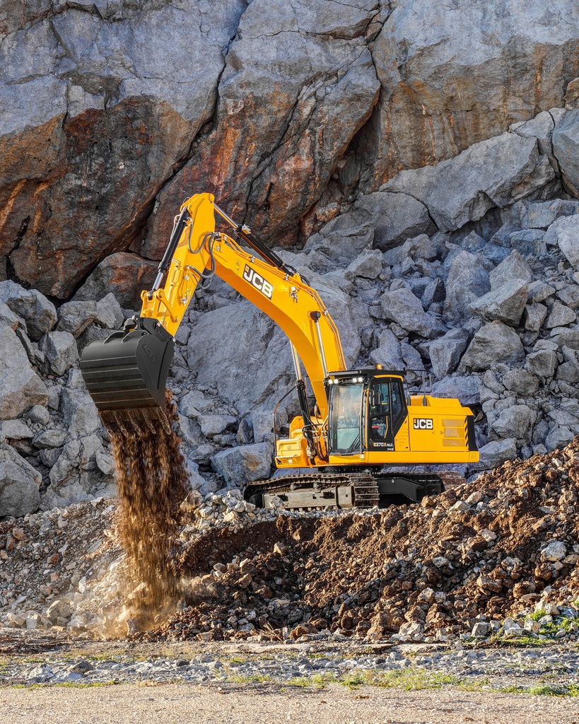 Excavadora JCB JS305 LC